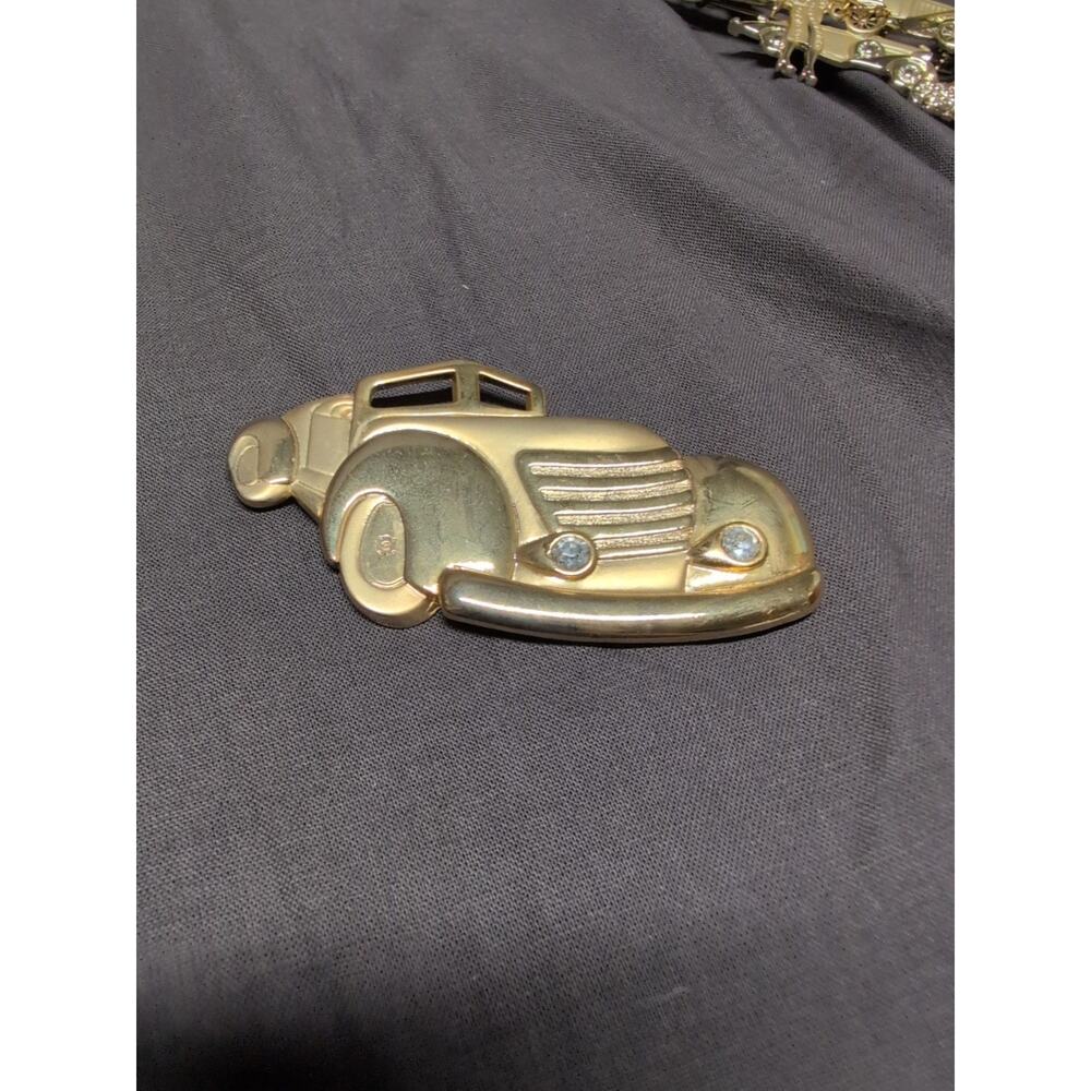 Vintage Auburn Boat Tail Speedster Gold Plated Brooch with Crystal Headlights